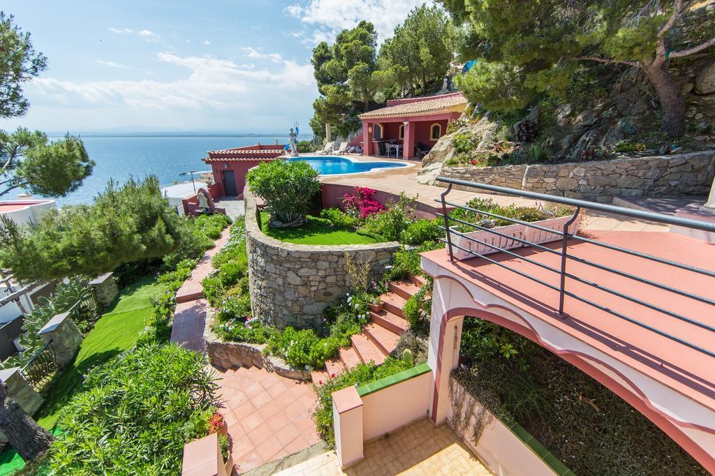 Villa Escapade Roses Exterior photo