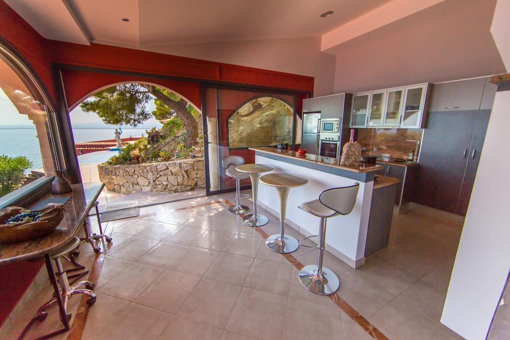 Villa Escapade Roses Exterior photo